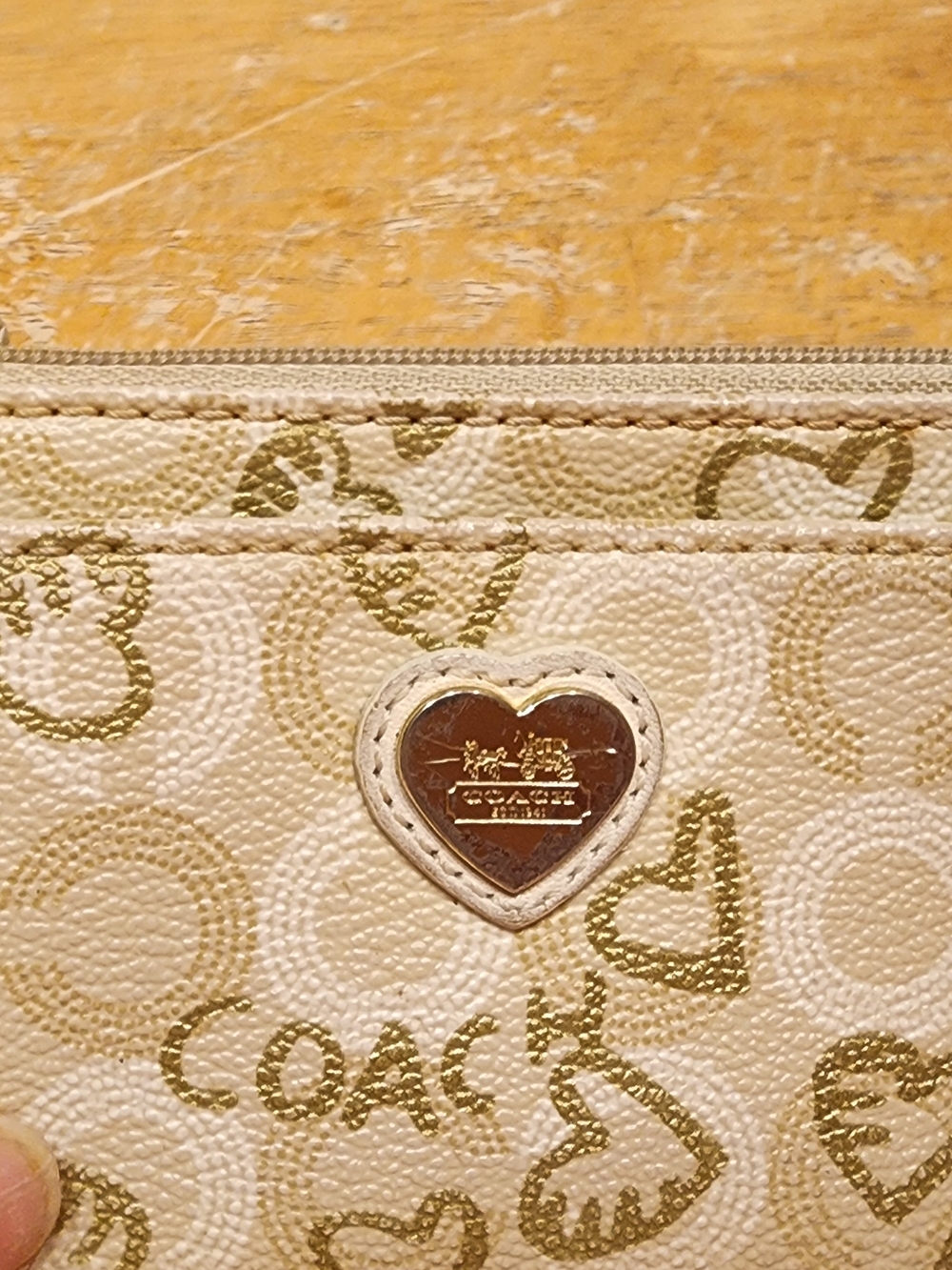Coach Beige Heart Print Keychain Wallet signature monogram pattern & hearts. - Picture 1 of 11